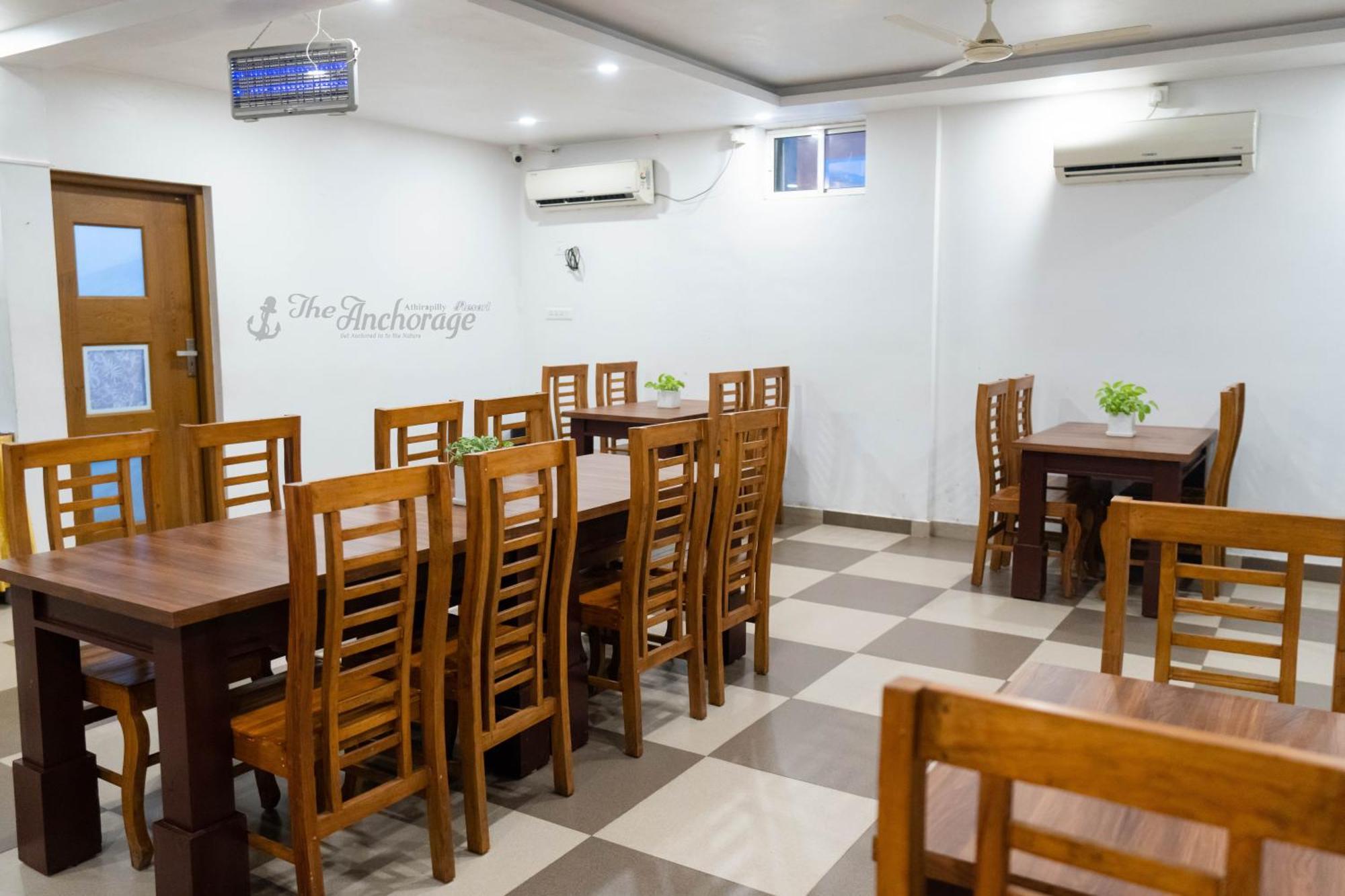 אטירפאלי The Anchorage Athirapilly Resort מראה חיצוני תמונה