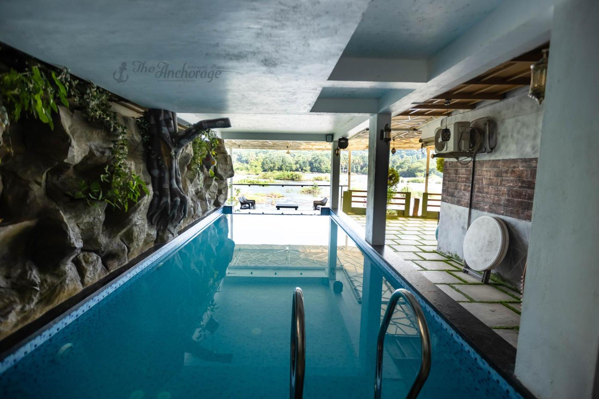 אטירפאלי The Anchorage Athirapilly Resort מראה חיצוני תמונה