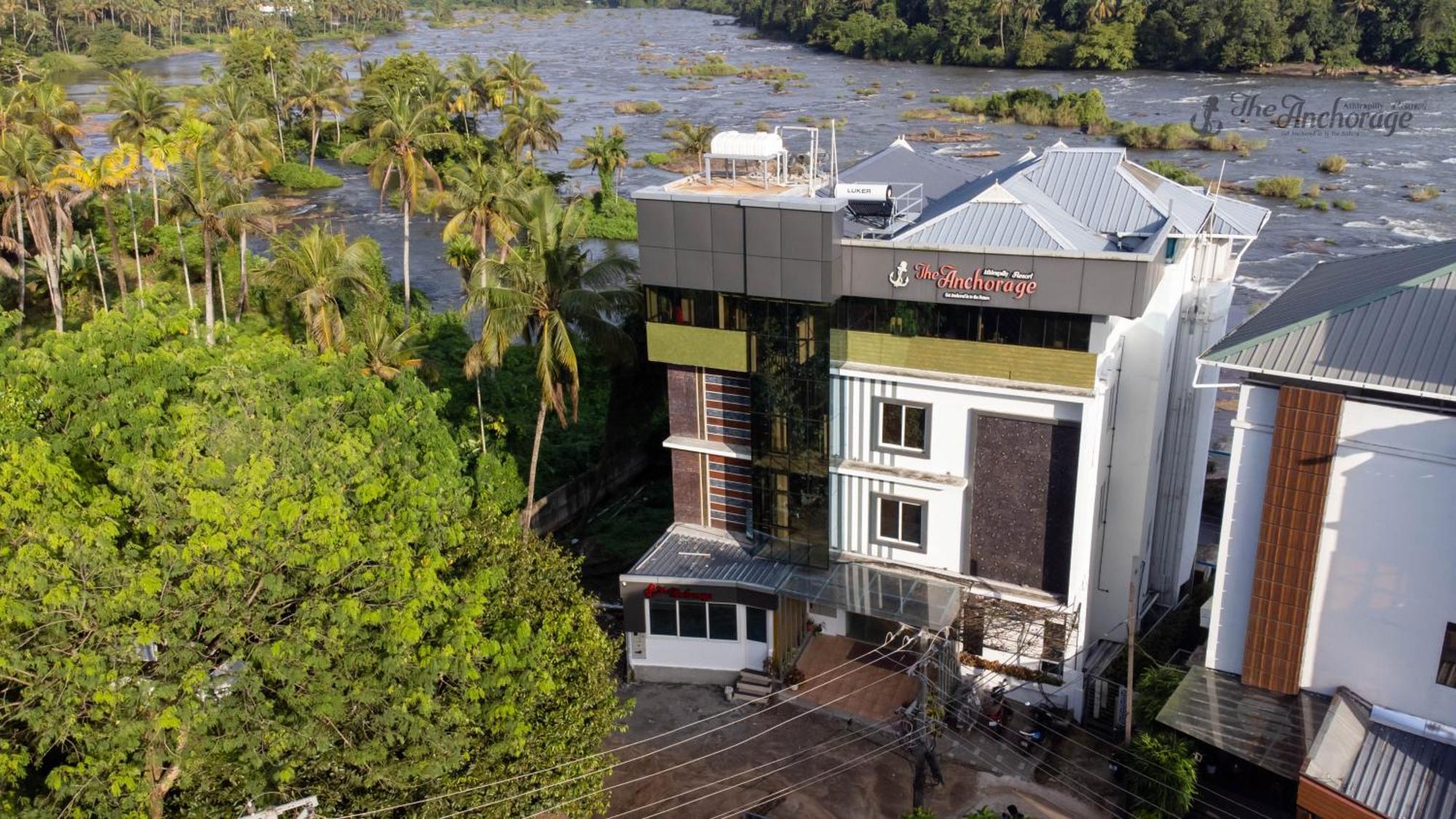 אטירפאלי The Anchorage Athirapilly Resort מראה חיצוני תמונה