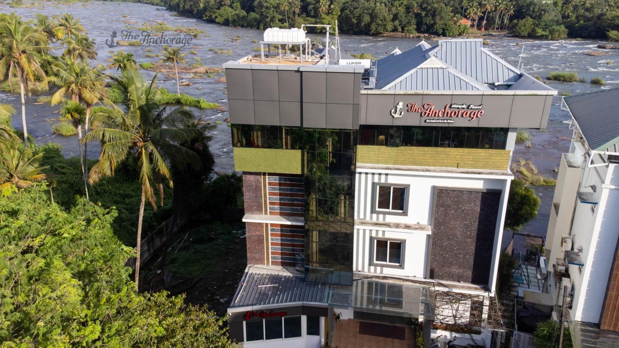אטירפאלי The Anchorage Athirapilly Resort מראה חיצוני תמונה