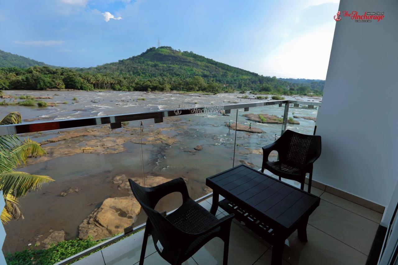 אטירפאלי The Anchorage Athirapilly Resort מראה חיצוני תמונה