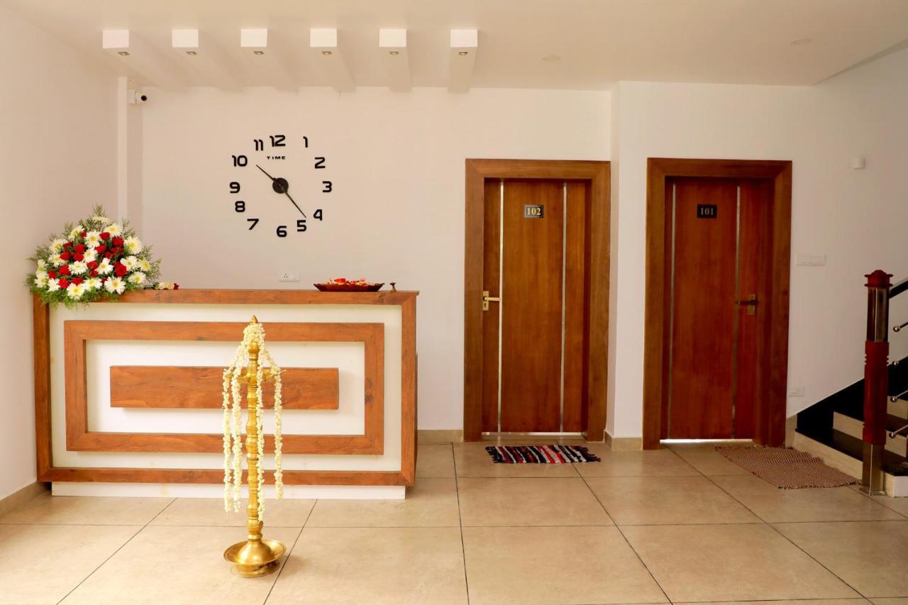 אטירפאלי The Anchorage Athirapilly Resort מראה חיצוני תמונה